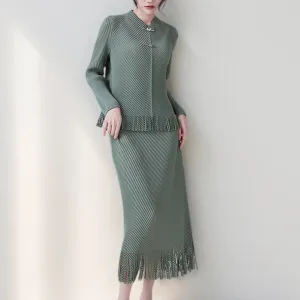 2025 Design sense niche tassel fashion suit noble women's clothing medium and long hip skirt pleated temperament two-piece set Popular style