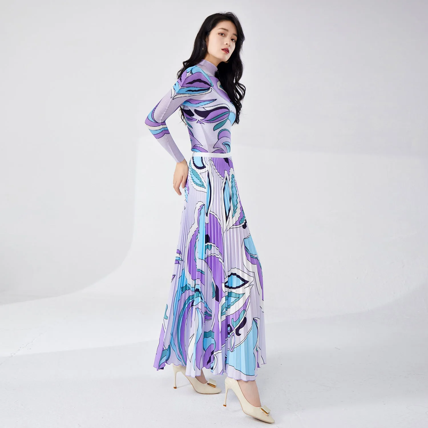 2025 Fashion suit Women's pleated two-piece set  new long skirt High-end suit Hot style