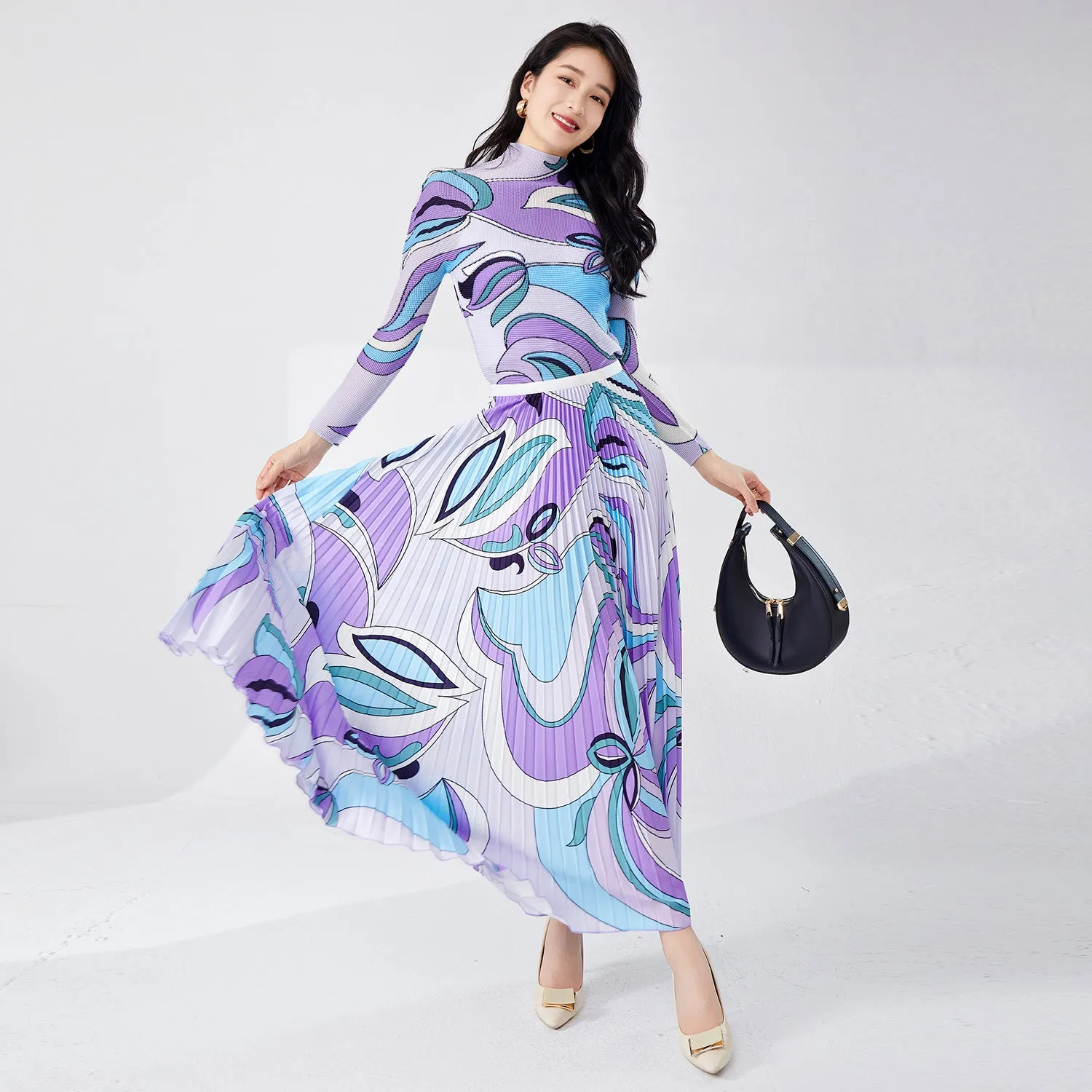 2025 Fashion suit Women's pleated two-piece set  new long skirt High-end suit Hot style