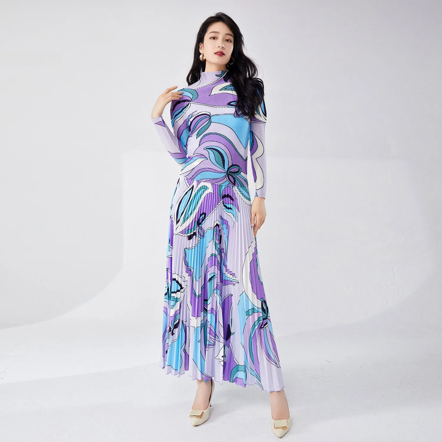 2025 Fashion suit Women's pleated two-piece set  new long skirt High-end suit Hot style