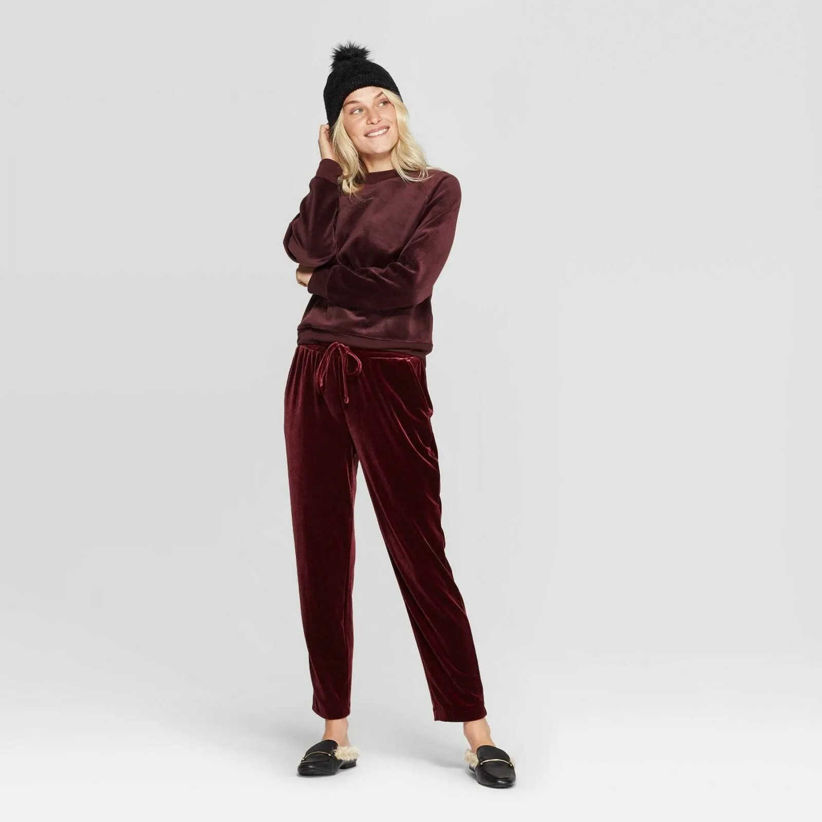 A New Day Women's Regular Fit Crewneck Velour Pullover Top