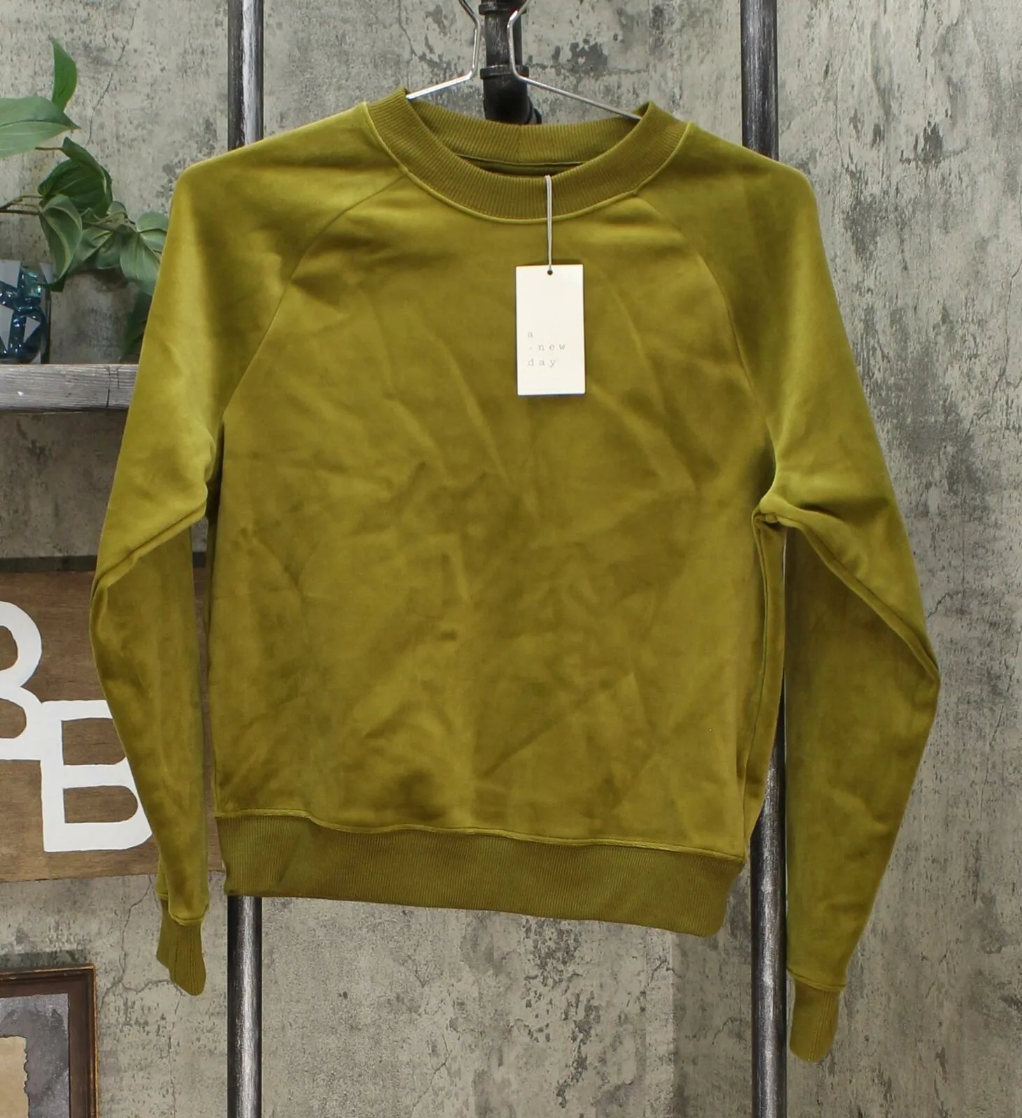 A New Day Women's Regular Fit Crewneck Velour Pullover Top