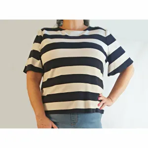Ann Taylor second hand navy and white striped tee shirt size XL (best fits 16)