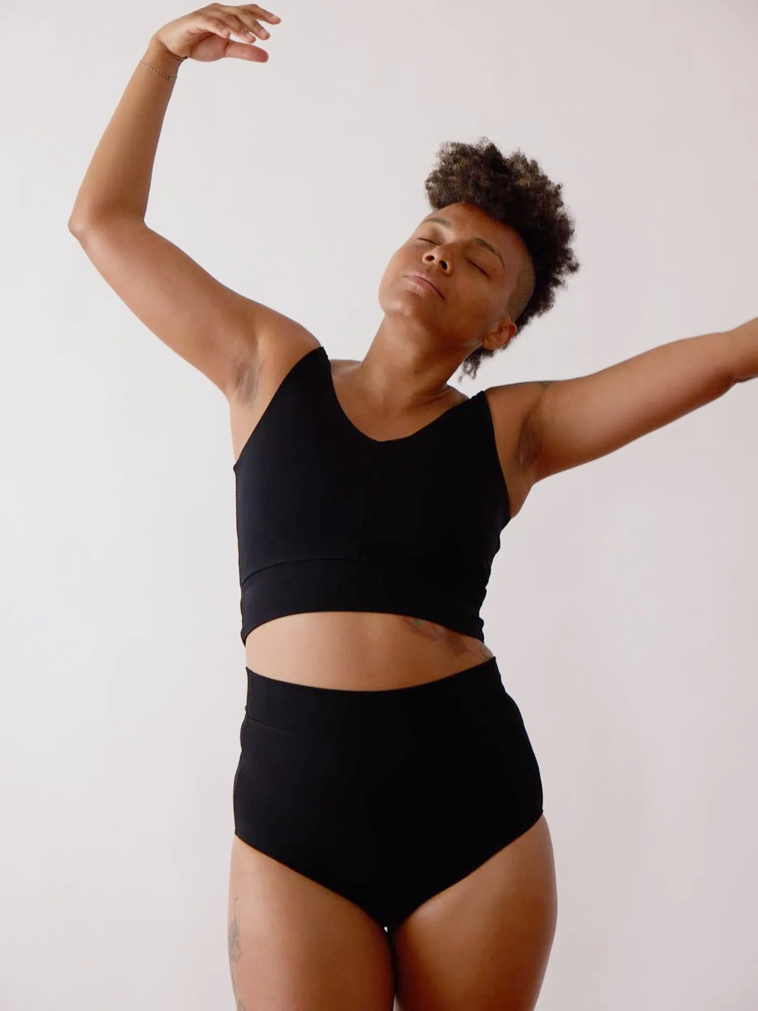 BLACK KEALY UNDIE