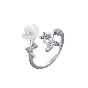 Cubic Zirconia & Shell Silver-Plated Shell Flower Bypass Ring