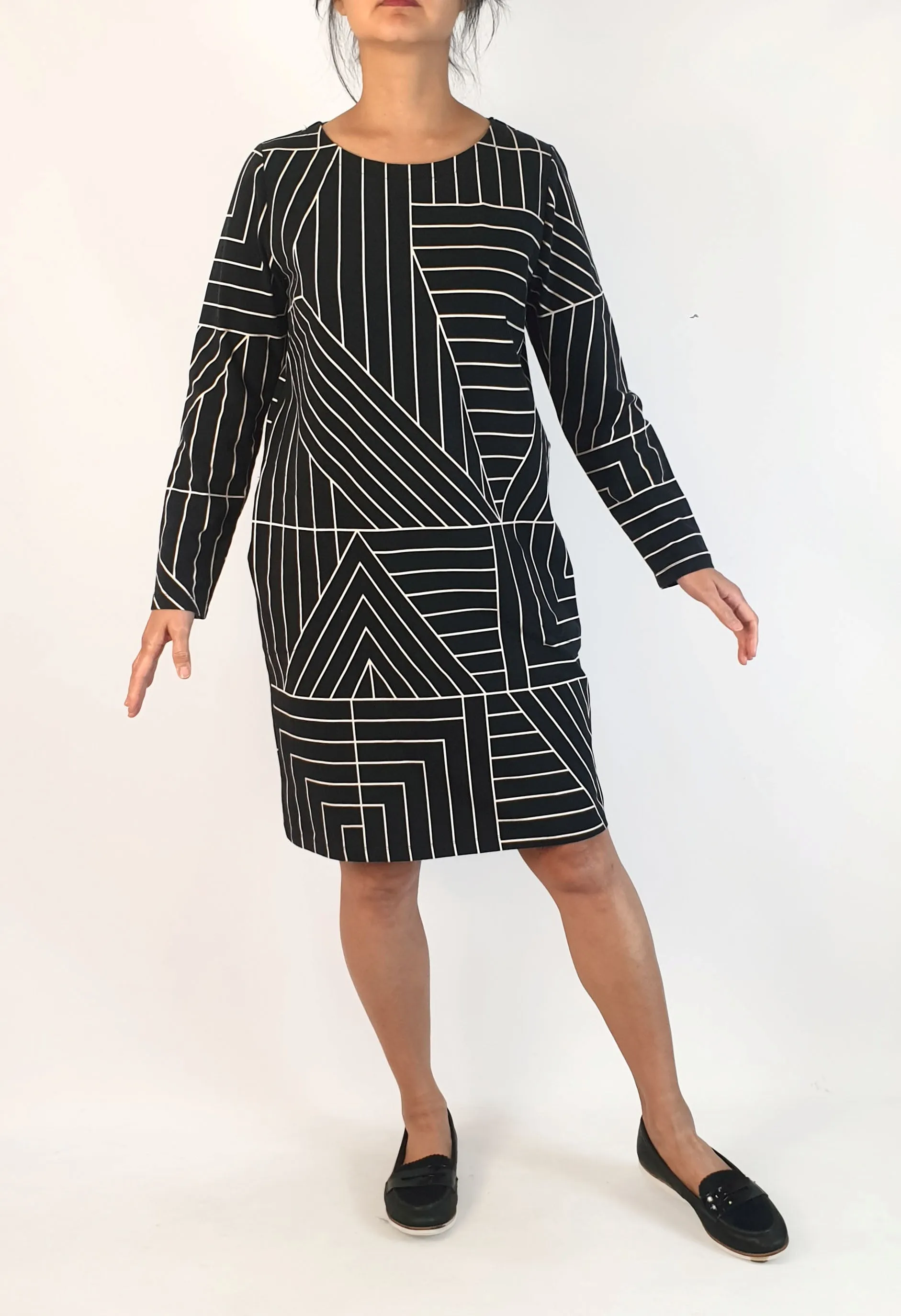 Frock Me Out black and white striped long sleeve dress size S (note: minor print fault)