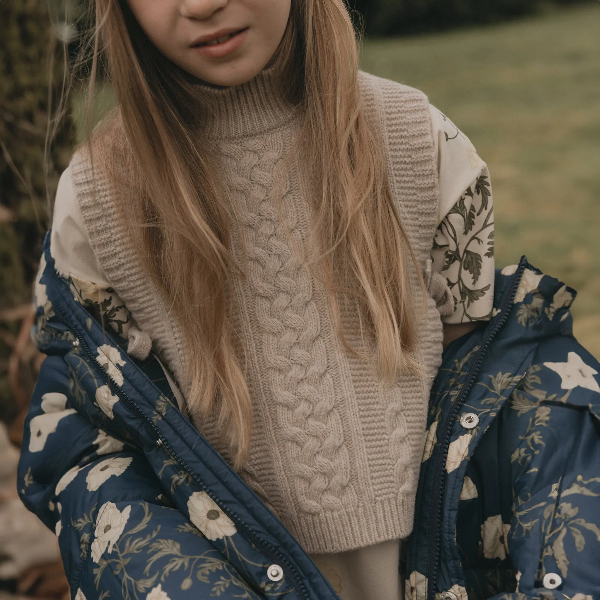 Garbo & Friends Oat Knitted Neckwarmer