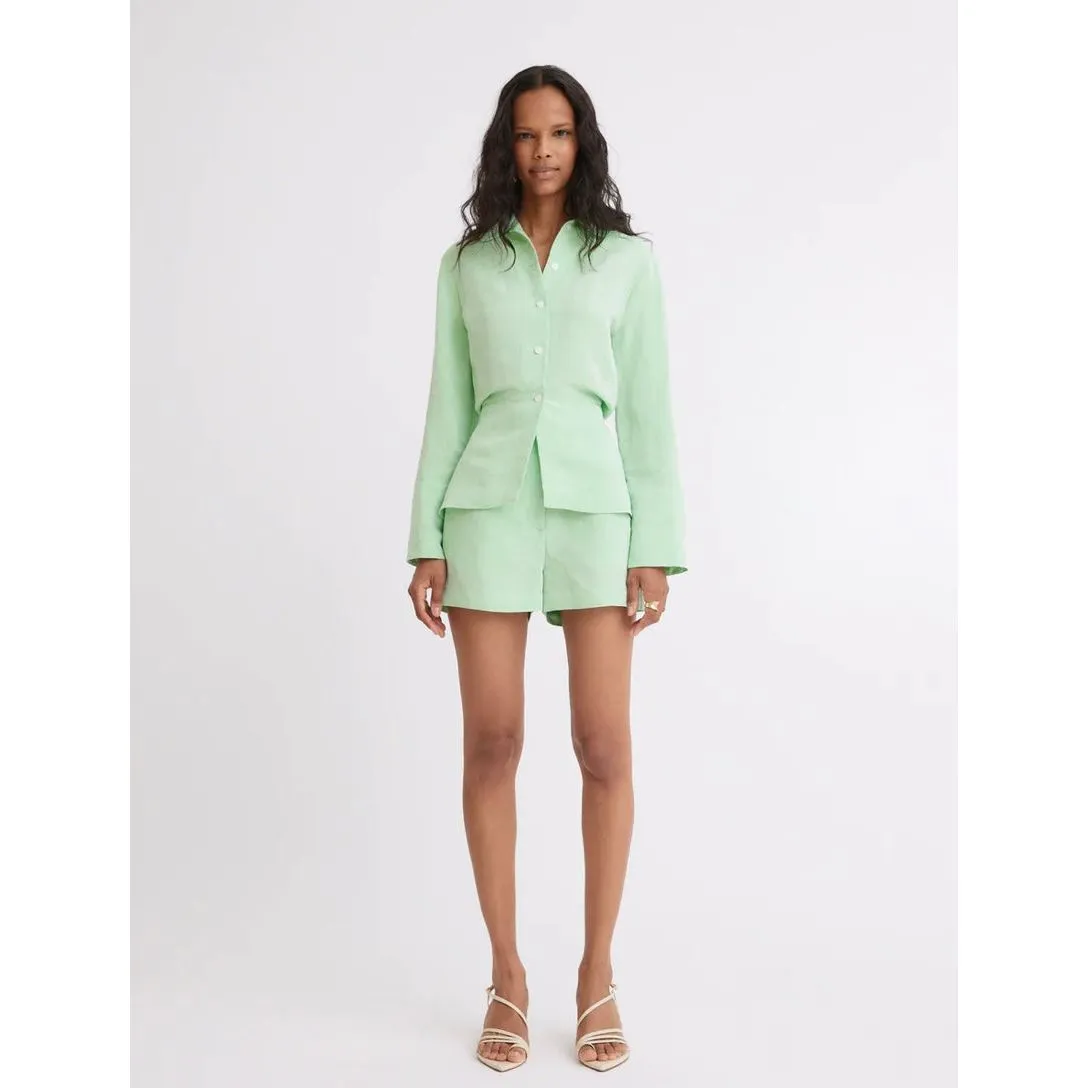HIGH WAIST HOT SHORT