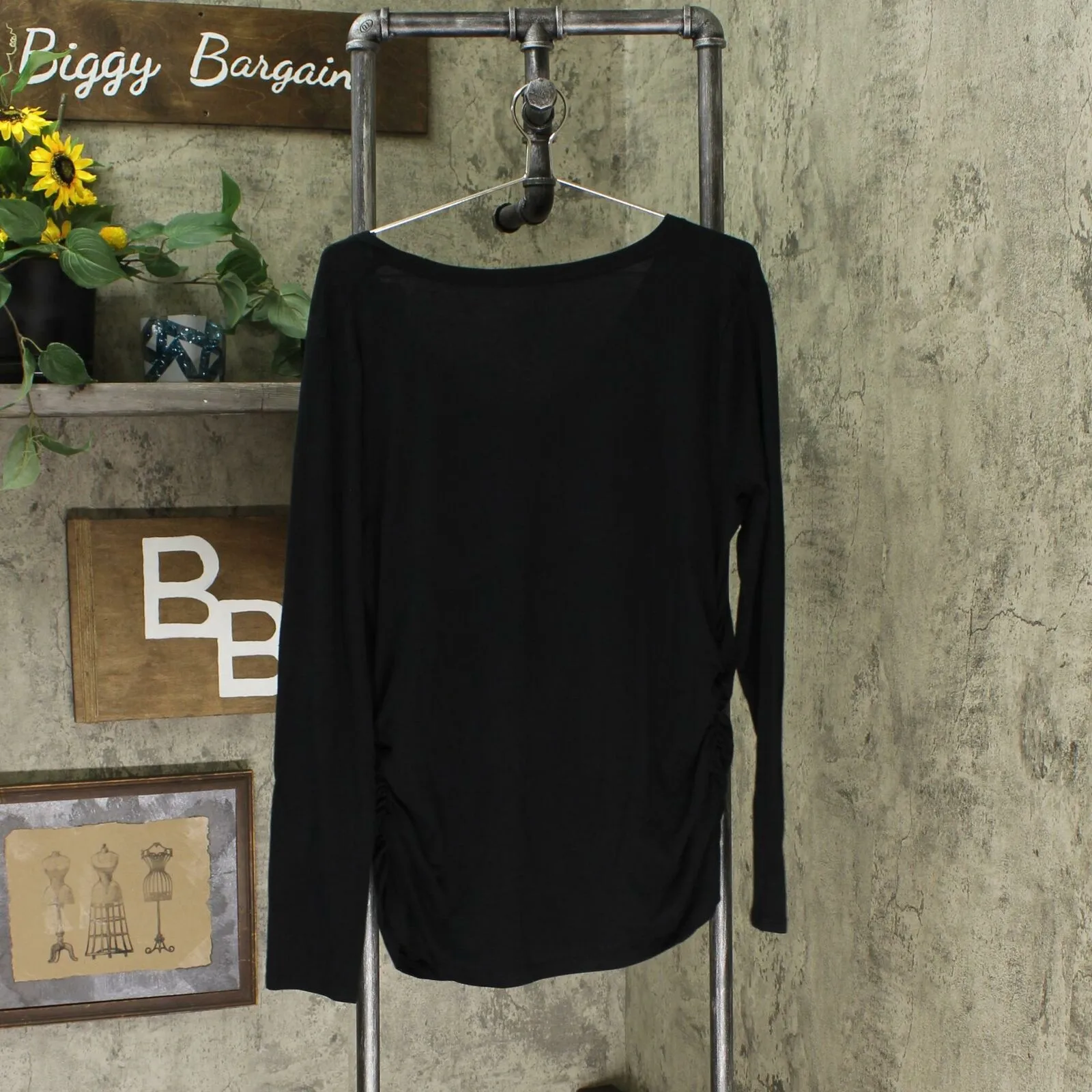 Isabel Maternity by Ingrid & Isabel Long Sleeve Shirred T-Shirt