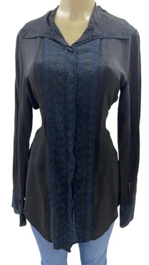 johnny was Size M Black TOPS