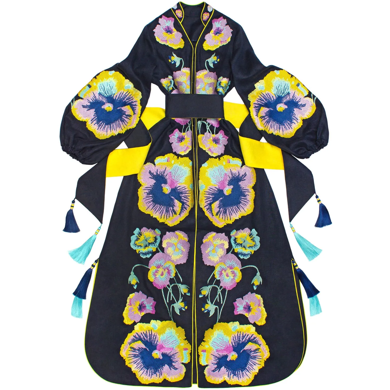 Kaftan with embroidered pansies