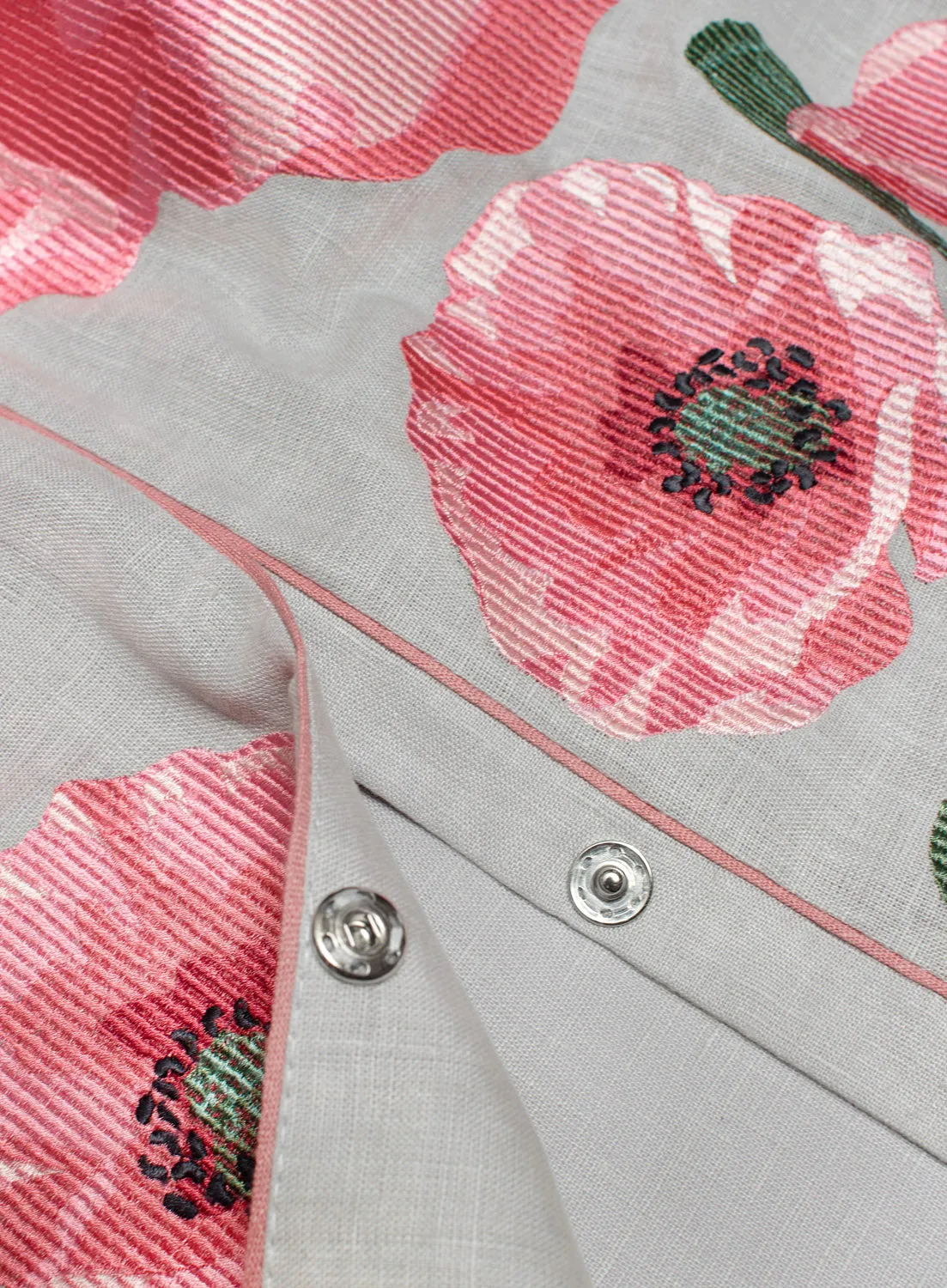 Light gray Kaftan with embroidered poppies