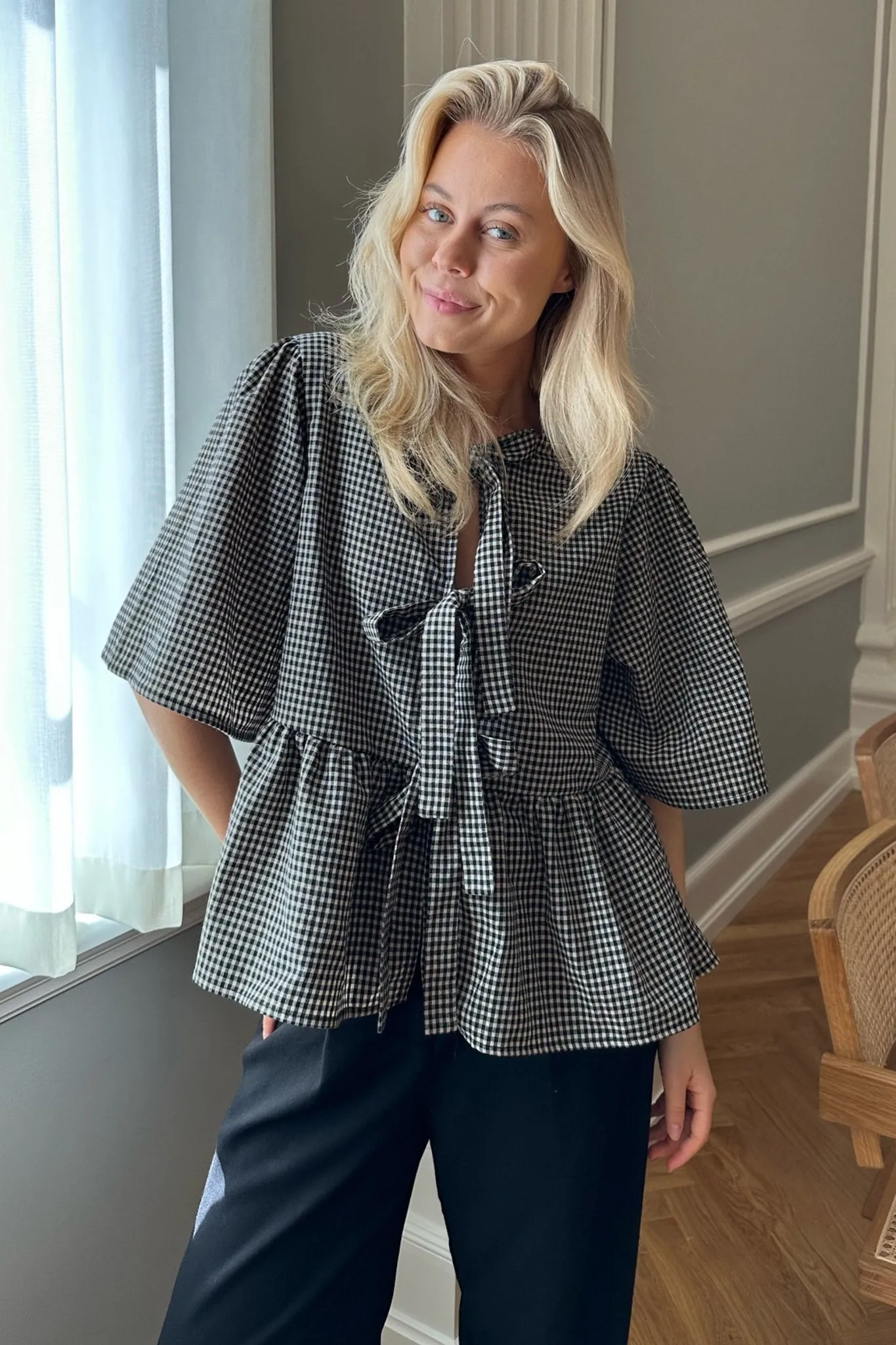 LulaIC Top - Beige Sort Ternet