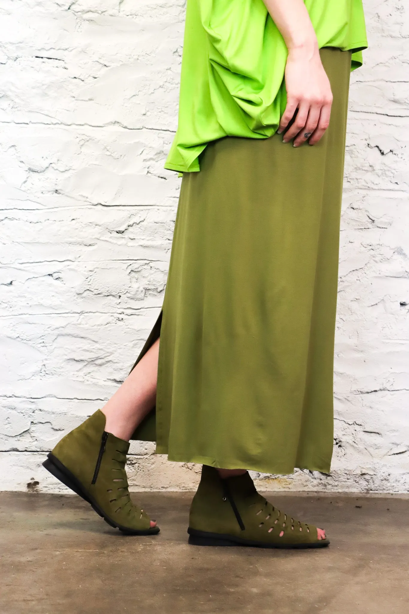 NRK Luz Skirt (2 Colors)