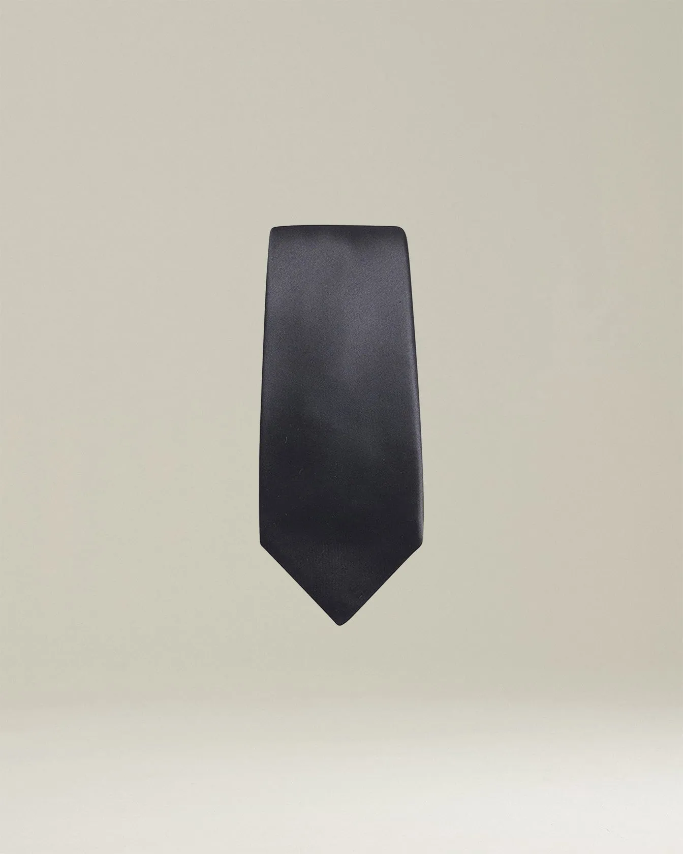 PATTERNED SILK TIE