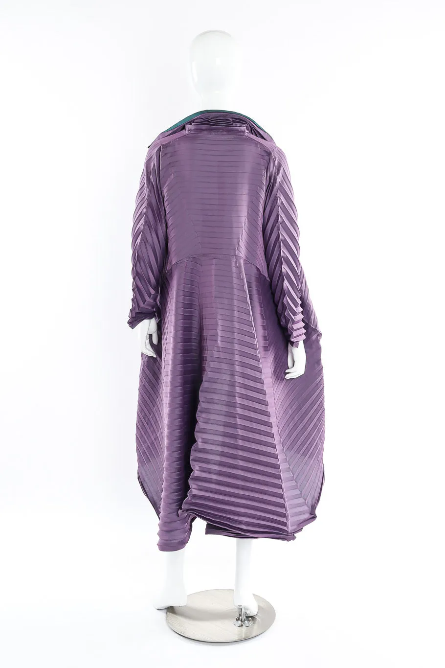 Pleated Contrast Coat