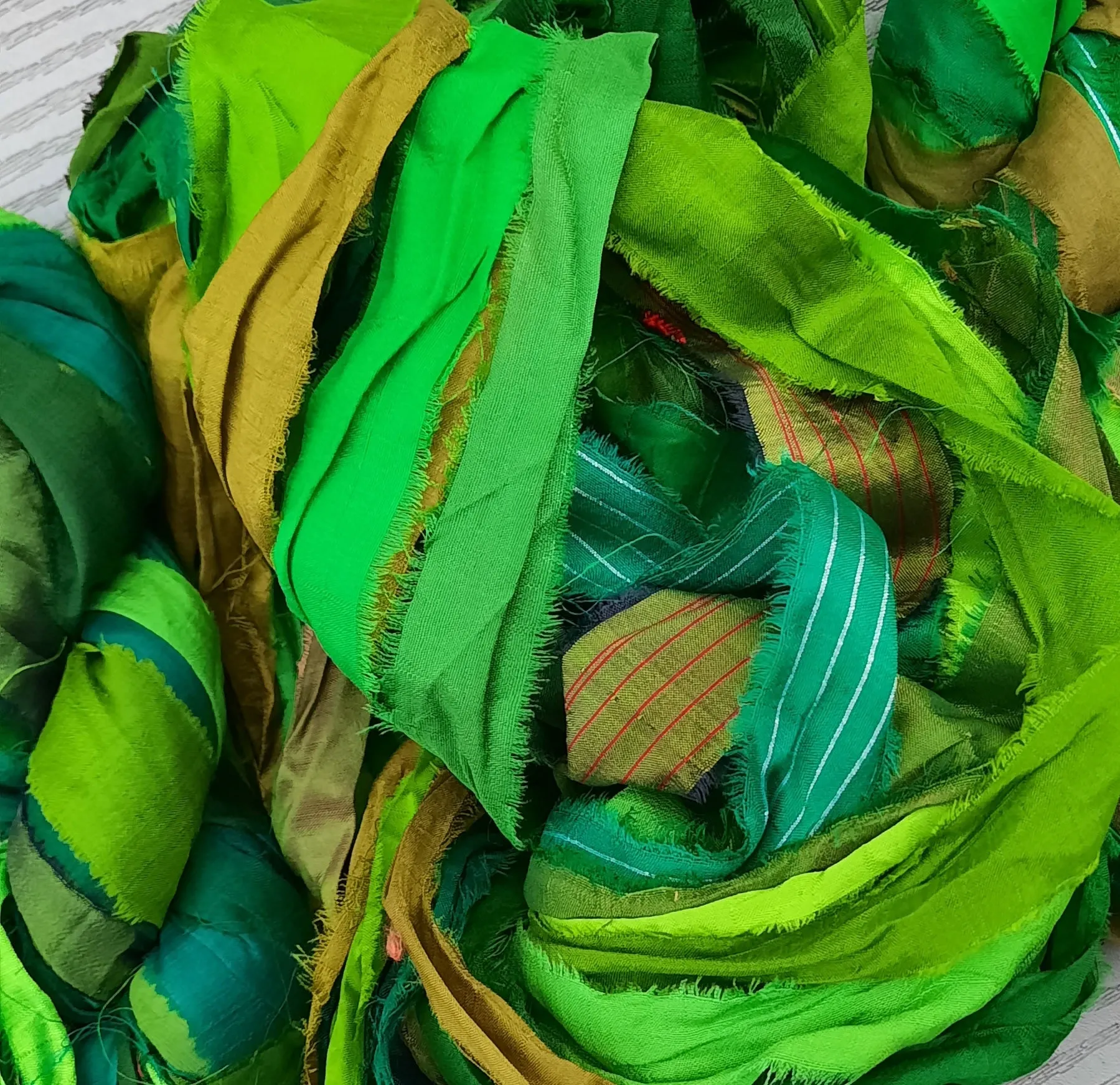 Premium Sari Silk Ribbon "Mixed Greens"