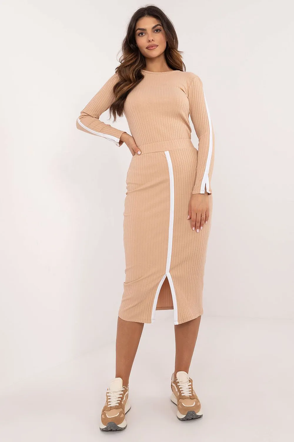 Set model 201828 Relevance