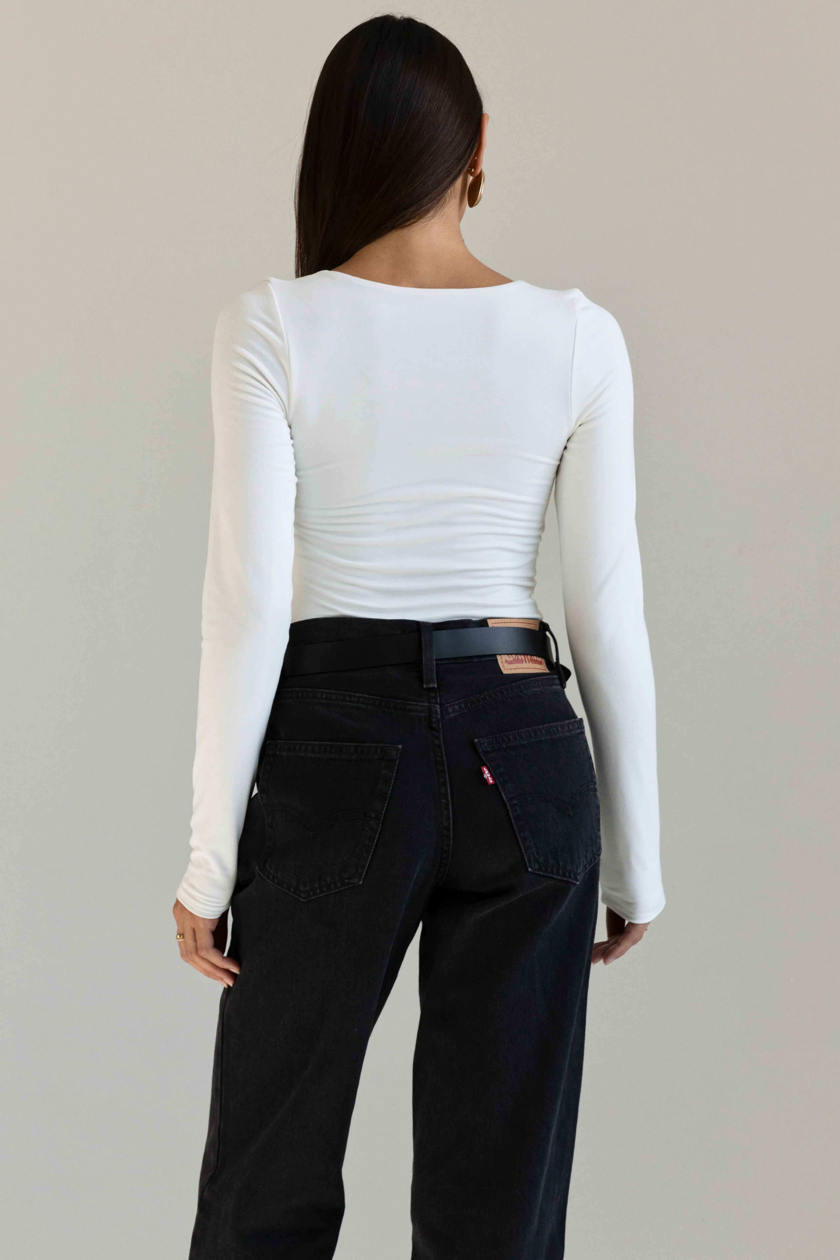 Signature V-Neck Long Sleeve
