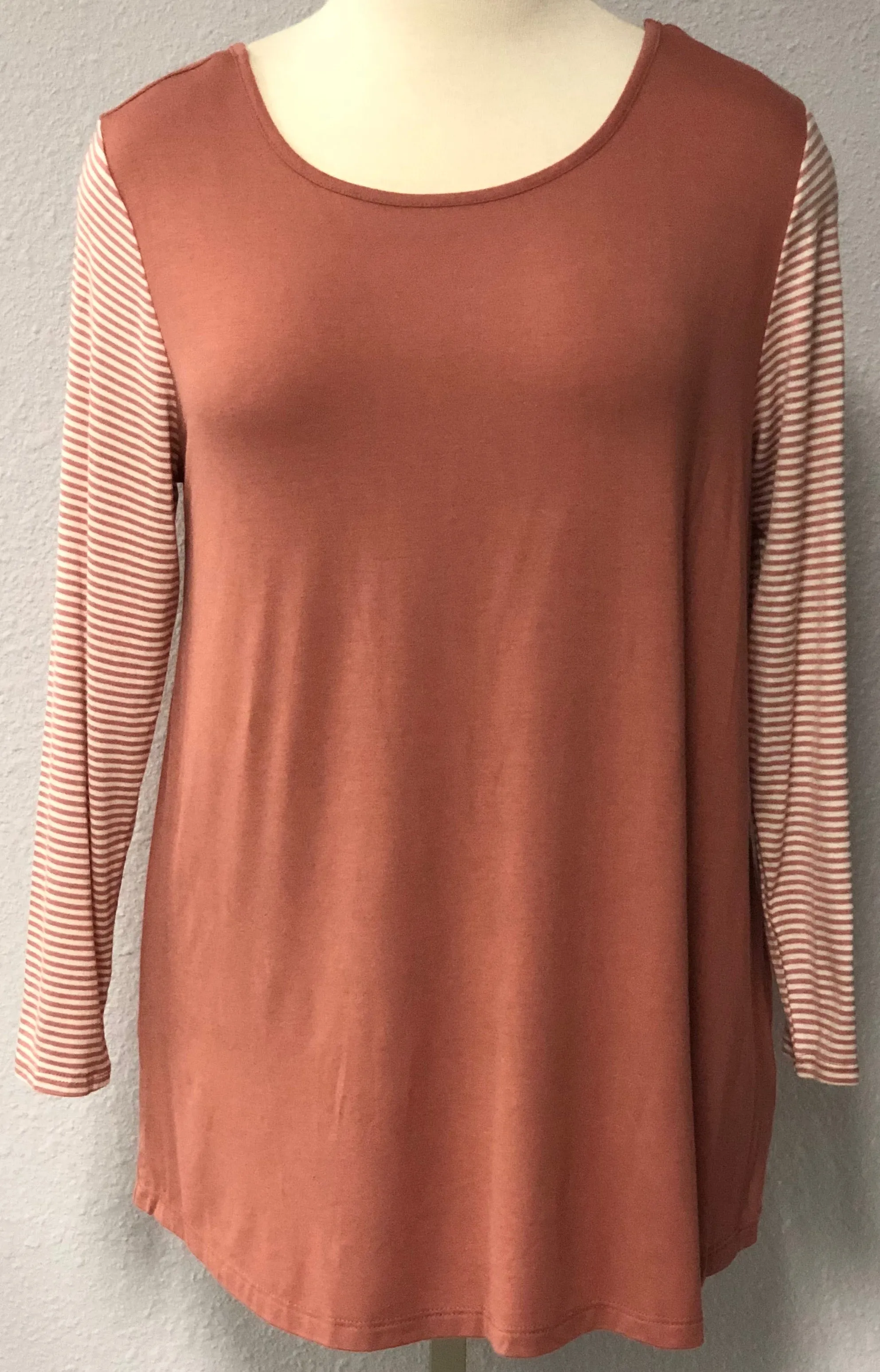 SOLID KNIT TOP CAGED BACK
