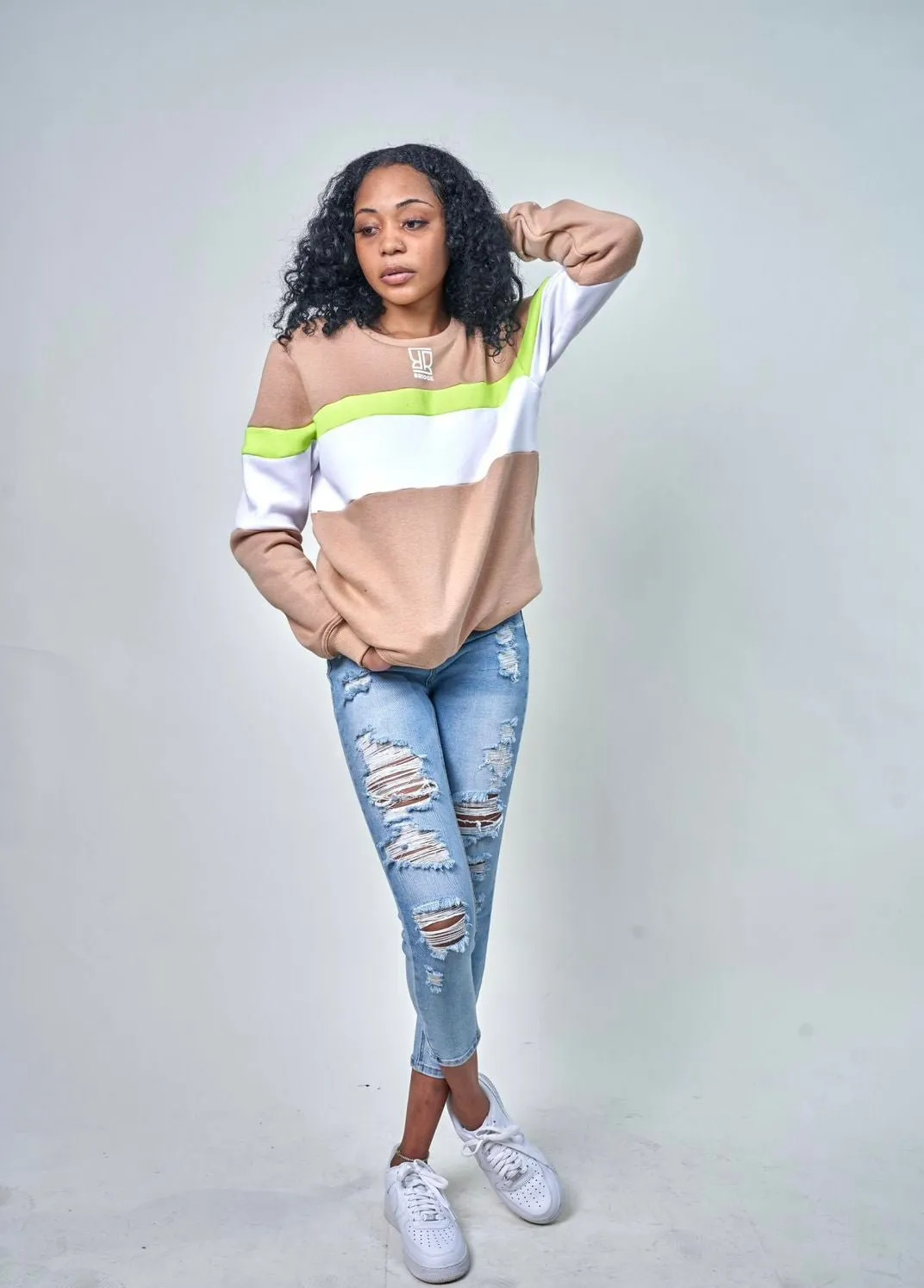 The Buzz Series Sweatshirt Women