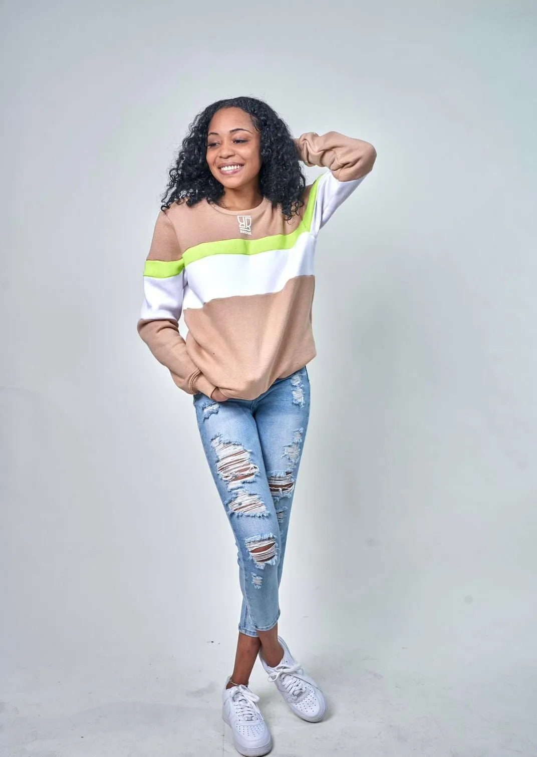 The Buzz Series Sweatshirt Women