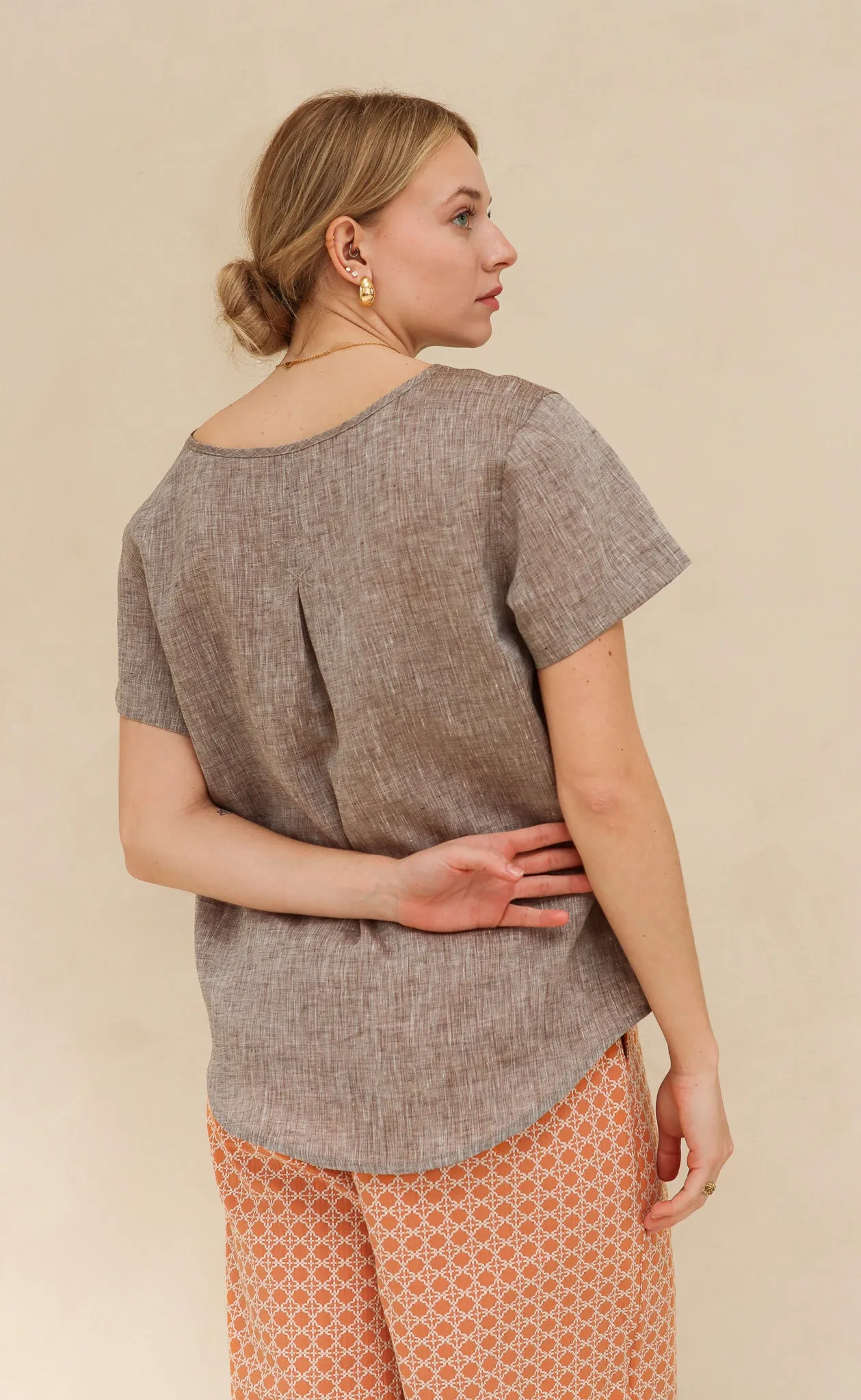 The Friend - Woven Tee - Oak Brown 100% Linen
