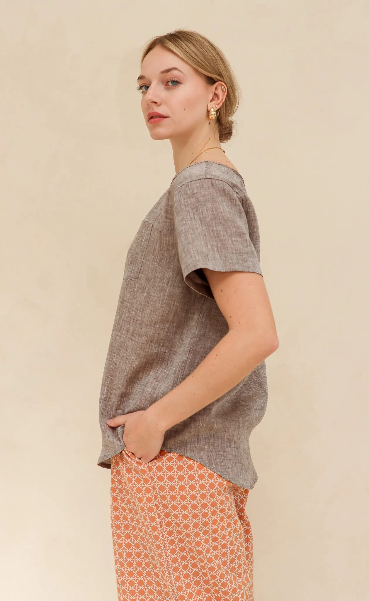 The Friend - Woven Tee - Oak Brown 100% Linen