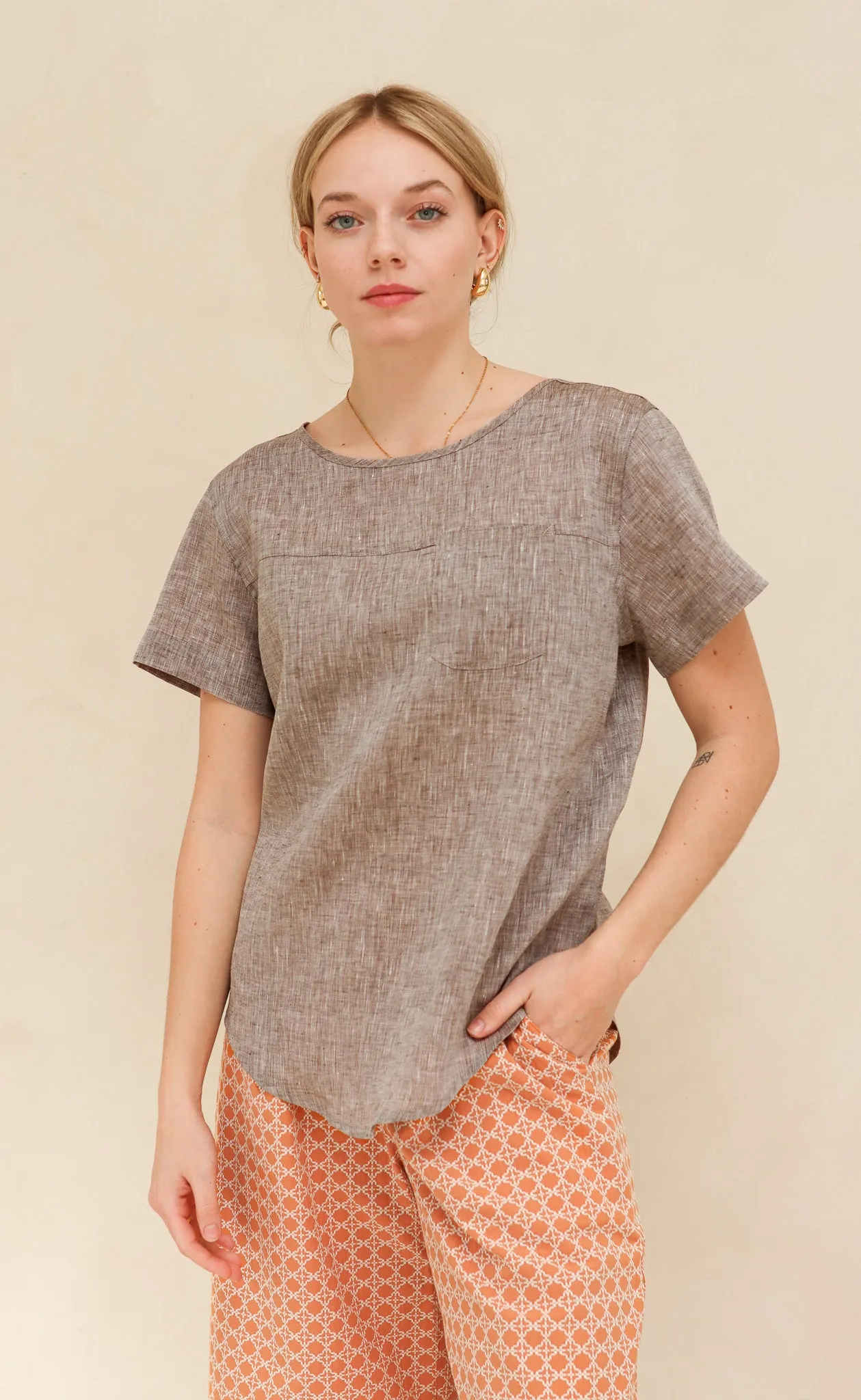 The Friend - Woven Tee - Oak Brown 100% Linen