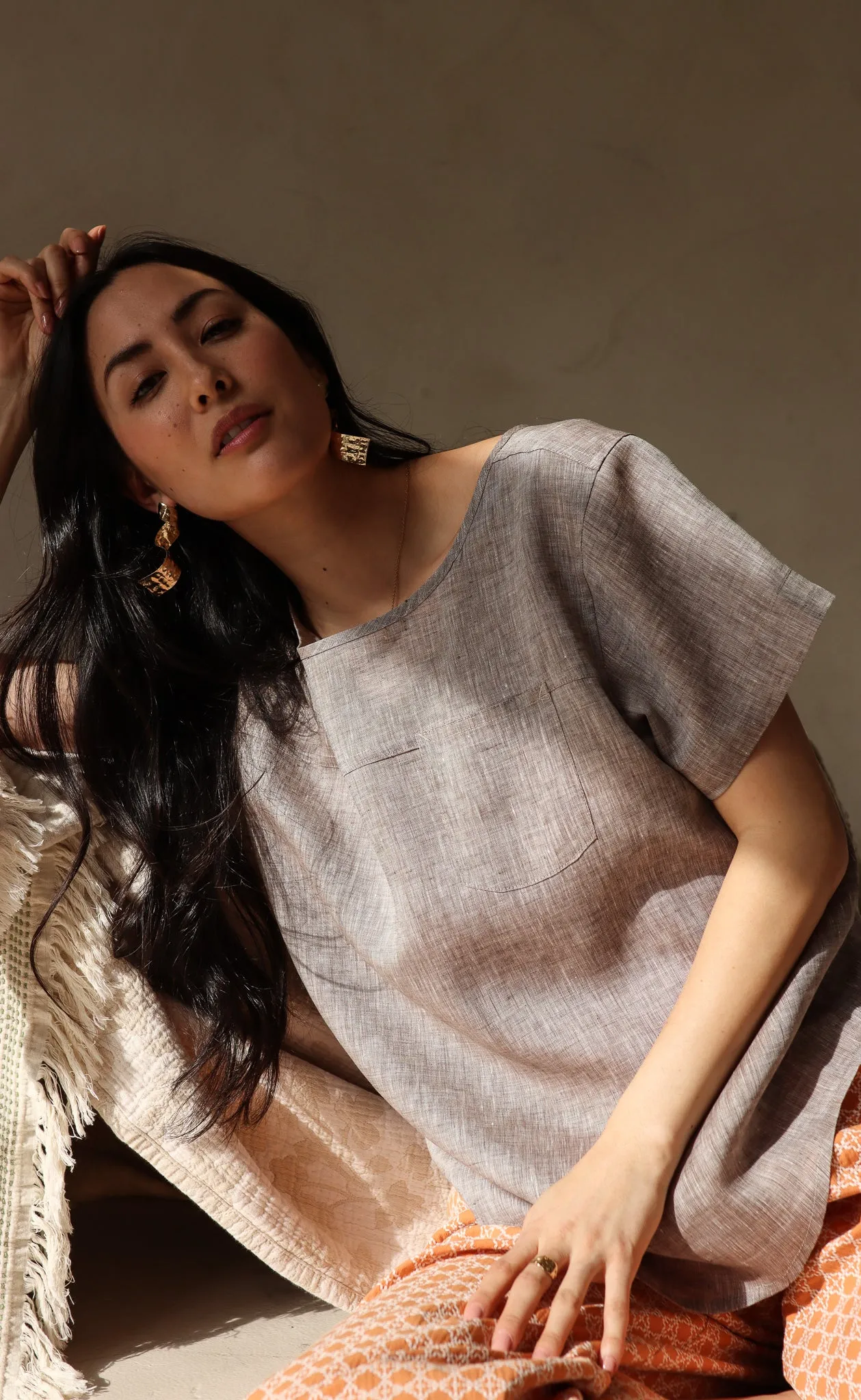 The Friend - Woven Tee - Oak Brown 100% Linen