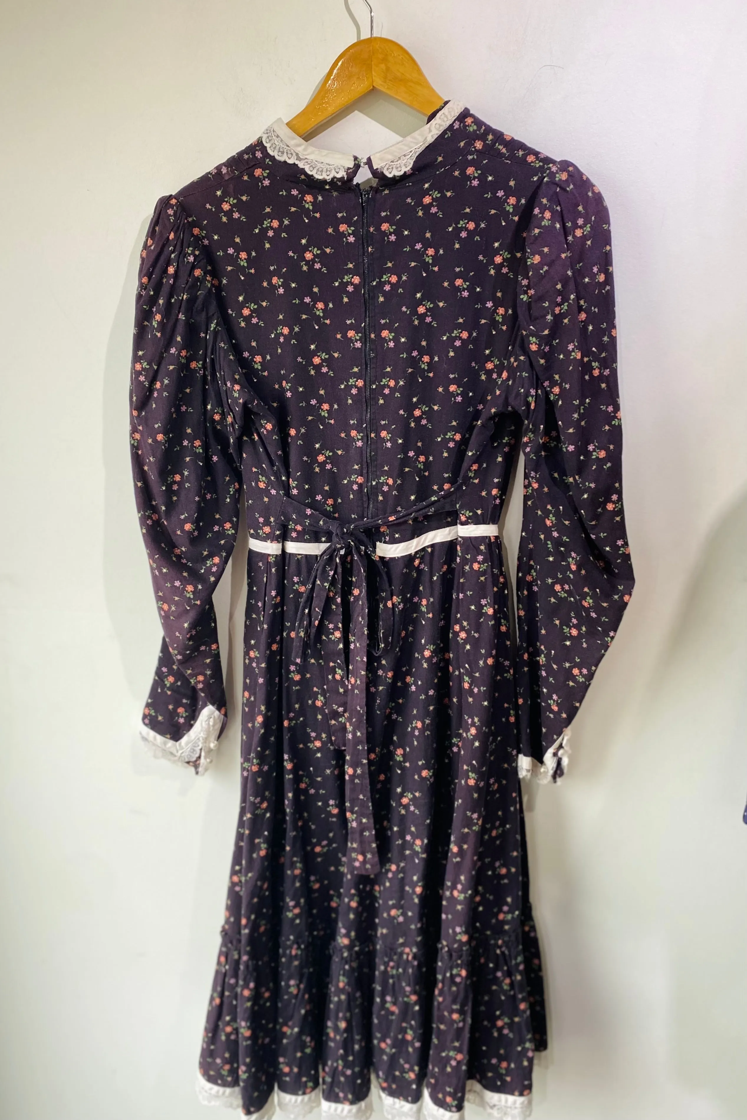 Vintage Dark Purple Prairie Midi Dress