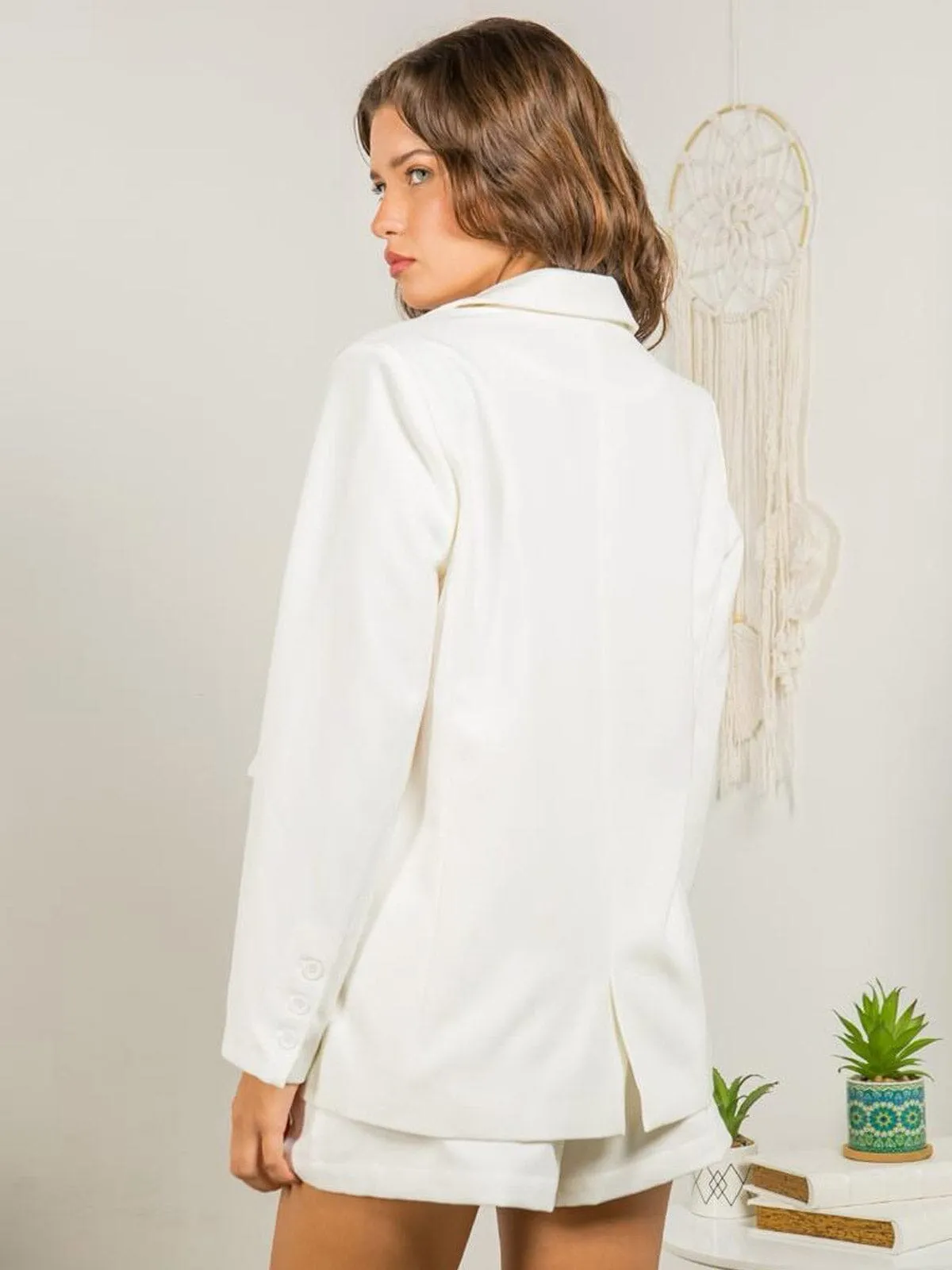 WOMEN'S LONG SLEEVE BLAZER & BELTED SHORTS 2PC. SET