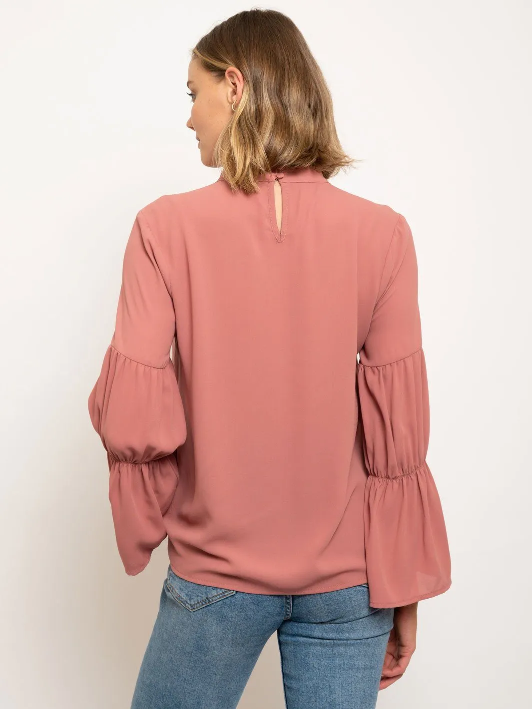 WOMEN'S LONG SLEEVE MOCK NECK BLOUSE