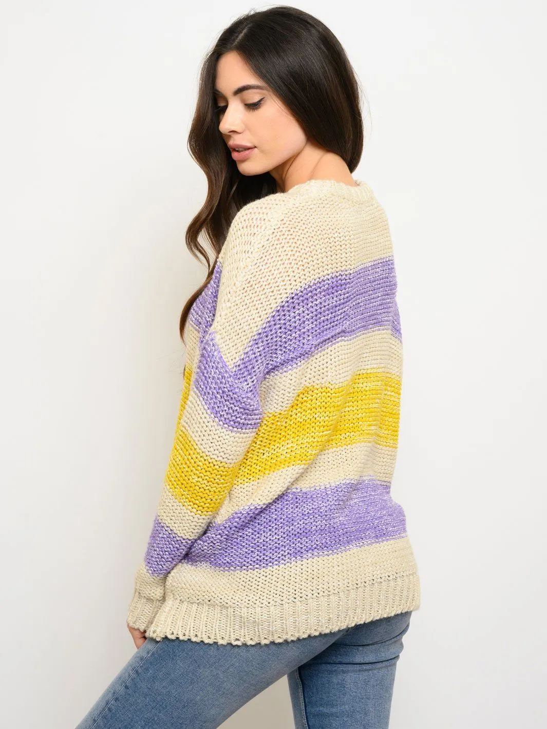 WOMEN'S MULTI STRIPED ROUND NECK SWEATER